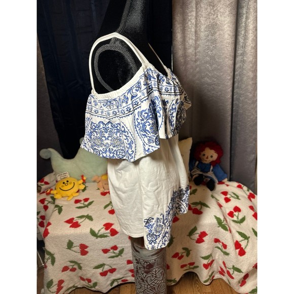 INC Off the shoulder Paisley Embroidered Top - Picture 2 of 5